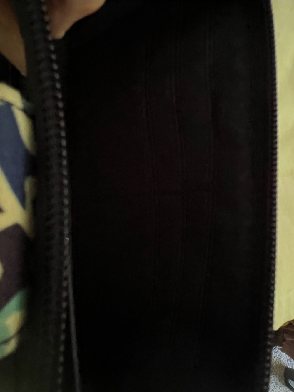 Vera Bradley Floral Quilted Zip-Around Phone Wallet in - Picture 8 of 9